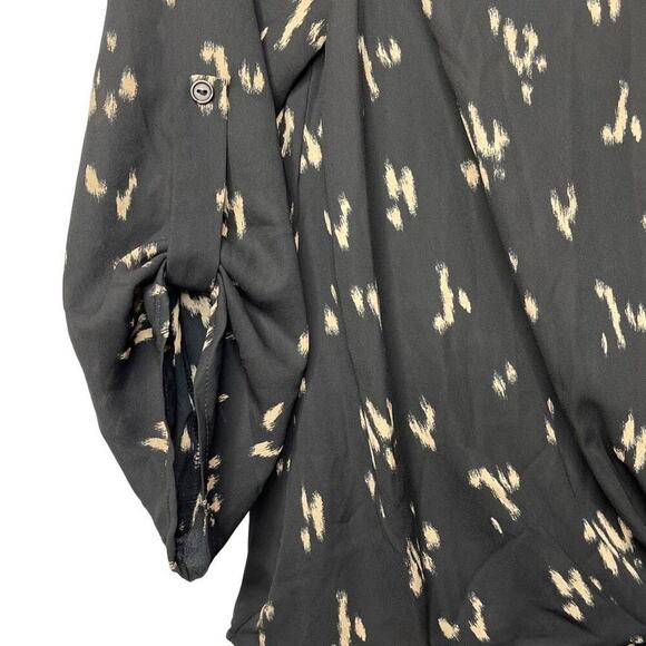 All in Favor Womens Print Faux Wrap Top Front Blouse Small Black Taupe‎ Smudge - Picture 8 of 11